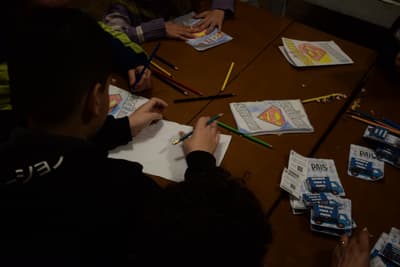 Crianças participando de atividade do ministério infantil